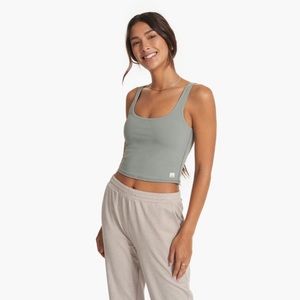 NWT Vuori Daily Crop SM
